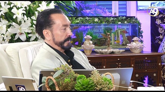 Gençlerimiz maç ve yarışma programı izlerken PKK’lılar ideolojik eğitim alıyor.