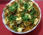 Simi's Home Kitchen 60 Matar Paneer (Peas & Cottage Cheese)