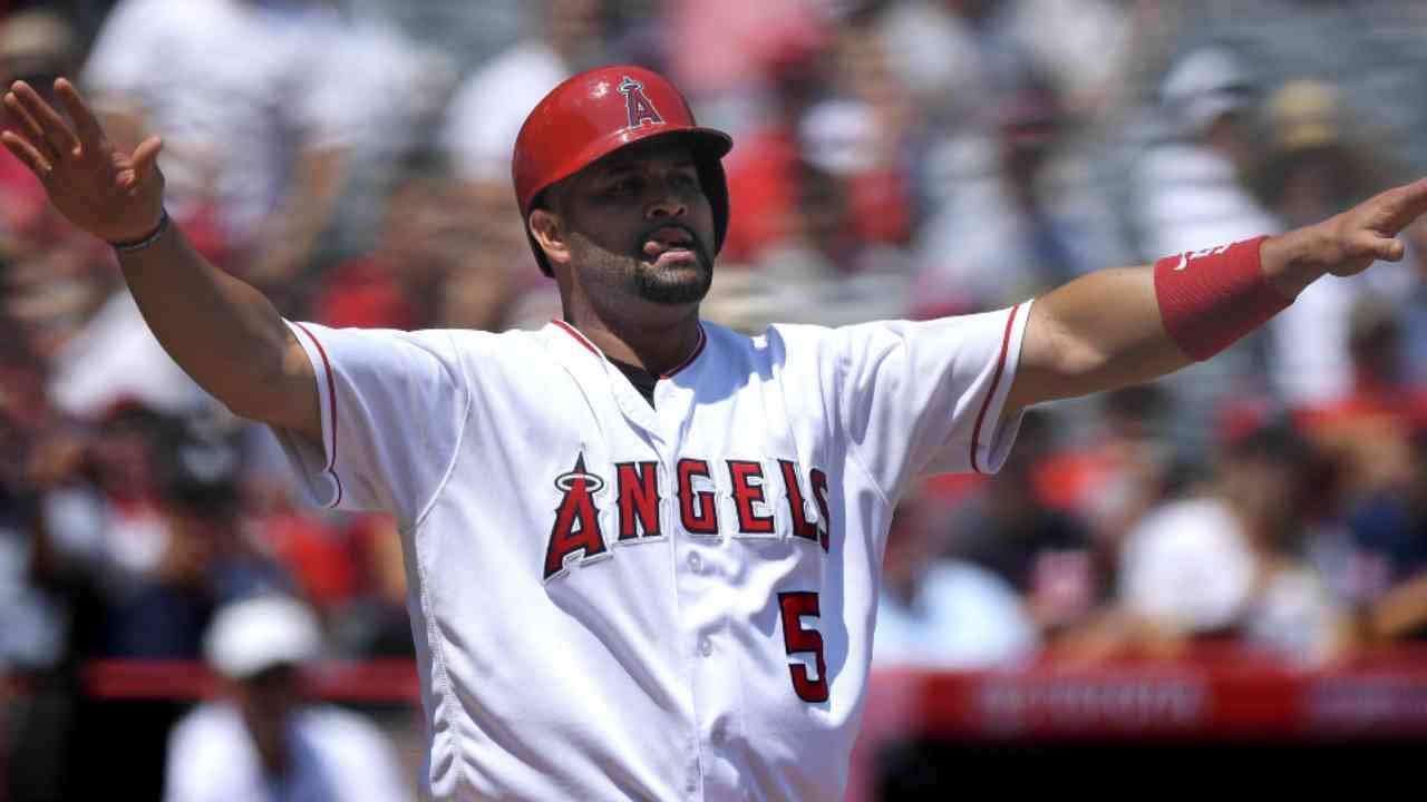 Albert Pujols Hits Milestone Home Run
