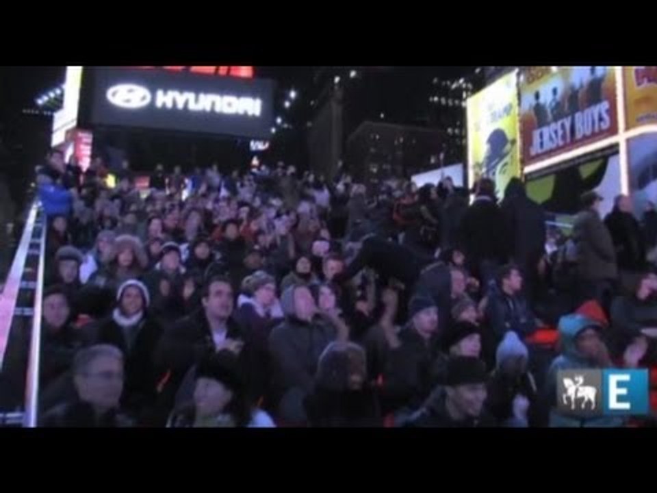 Em Times Square, alegria e alívio com a reeleição de Obama