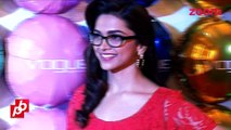 Deepika Padukone Vs Priyanka Chopra-Bollywood News