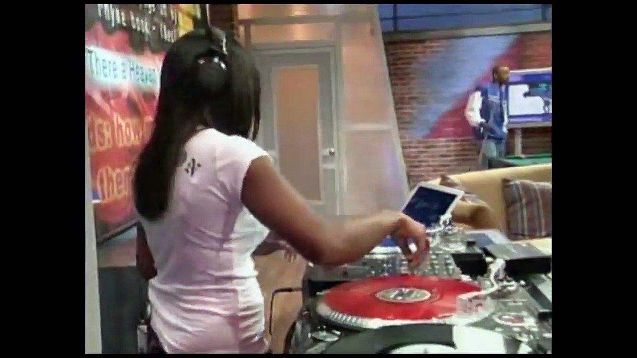 BET Rap City - Jay Z Vs LL Cool J