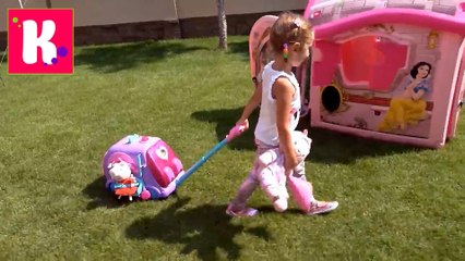 Доктор Плюшева у Мисс Кати тележка машина скорой помощи с реанимацией Катаем Свинку Пеппу и Лемми наше новое видео 2016