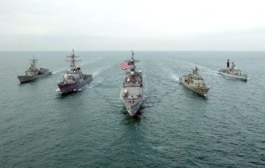 Basra Körfezi'nin Stratejik Noktası Hürmüz Boğazı'nda İran-ABD Gerginliği