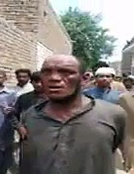 دو بچوں کو اغوا کرنے کی کوشش کی گئی، شہریوں نےاغوا کاروں کو پکڑ کر خوب پٹائی کی، بال مونڈھ دیئے اور پولیس کے حوالے حوالے کر دیا