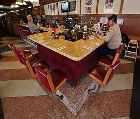 Howard Johnson's Last Restaurant