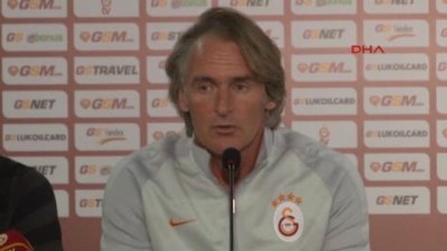 Galatasaray Teknik Direktörü Jan Olde Riekerink, Akhisar Maçı Öncesi Basın Toplantısında Medyanın...