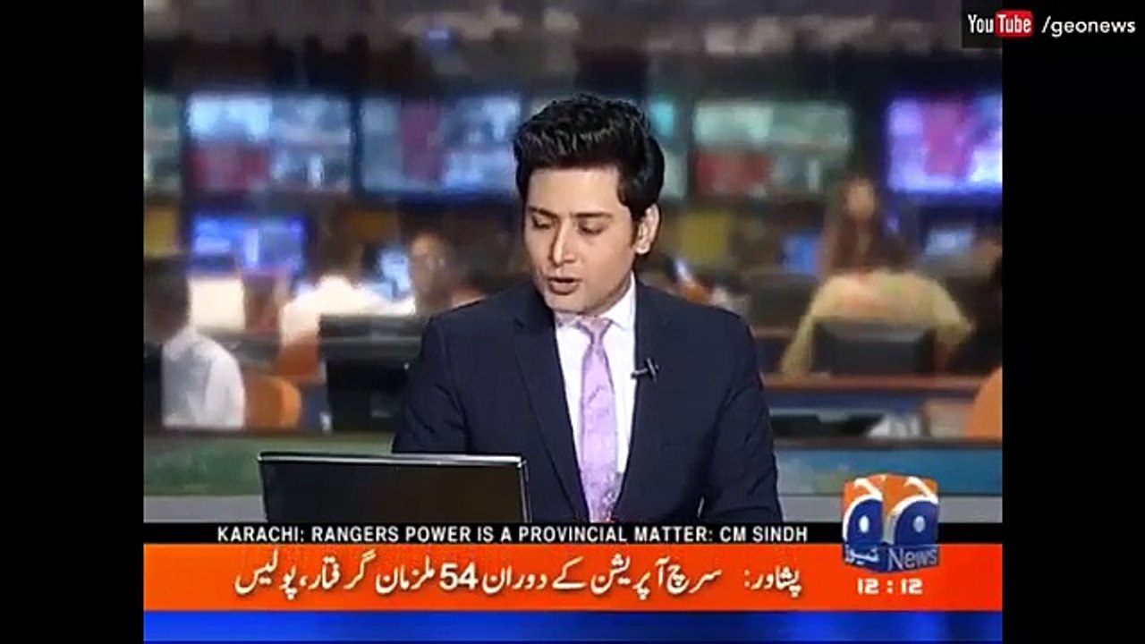 Agwa ki koshish_Larki ne chalti gari se chalang lga kr jaan bacha li