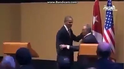 Obama and Cuban president handshake