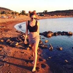 Sinem Kobal'dan "Hamile misiniz?" Sorusuna Çalişkili Yanıt