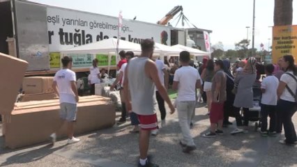 Lösev İyilikler Tırı" İzmir'de