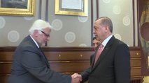 Cumhurbaşkanı Erdoğan, Romanya ve Polonya Dışişleri Bakanları'nı Kabul Etti