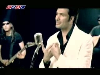 Ugur Isilak - Gelsende Bir Gelmesende by Aluxton