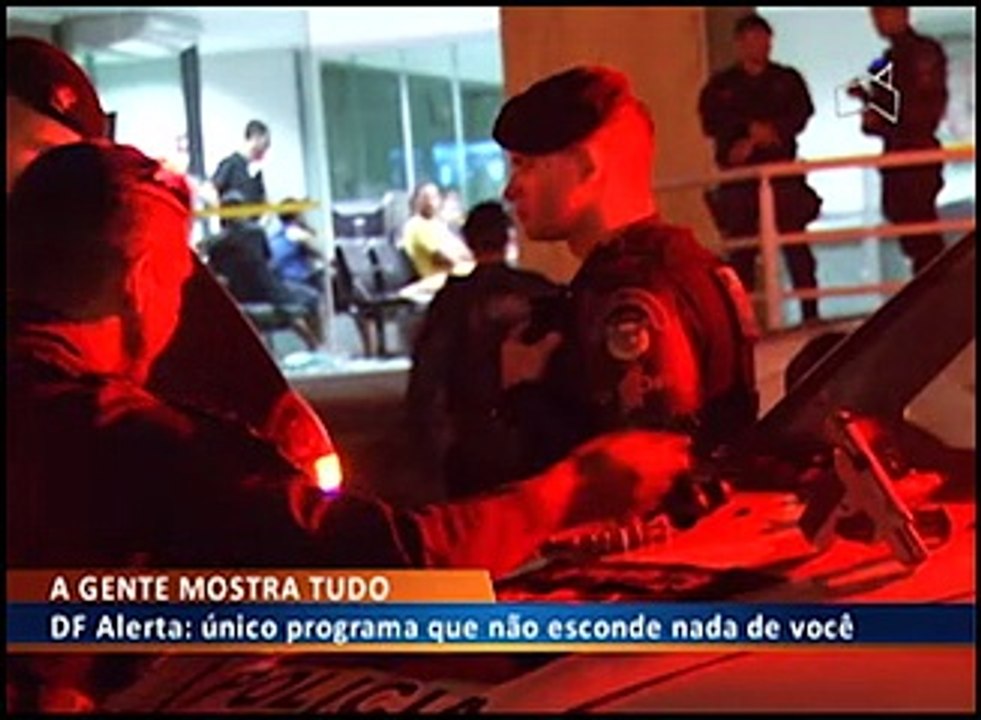 ESCONDENDO A "CACA"