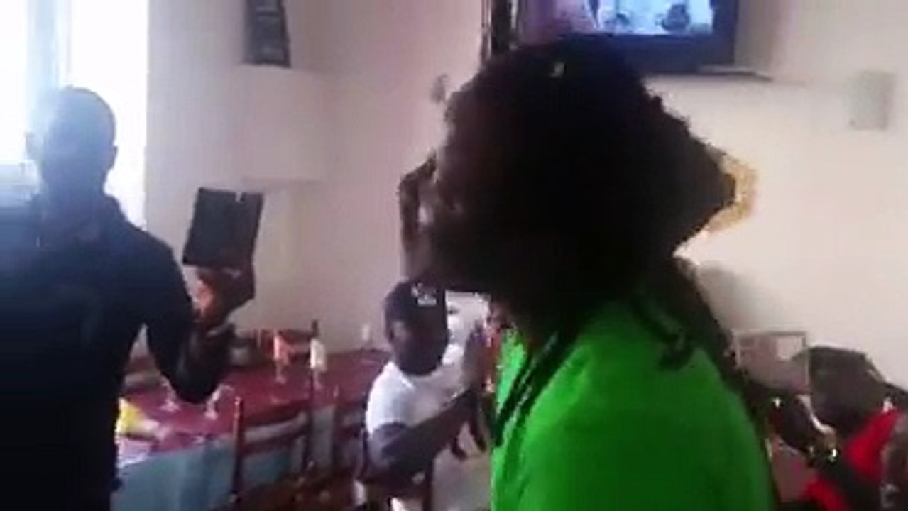 Freestyle à Paris! les rappeurs Sénégalais en parfaite symbiose sur le beat ''BOUL FALE de PBS''