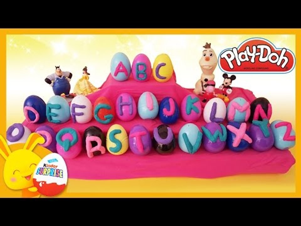 L'alphabet avec des oeufs surprises et de la pâte à modeler Playdoh - Titounis