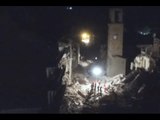 Amatrice (RI) - Terremoto, si scava anche di notte alla ricerca di sopravvissuti -2- (25.08.16)