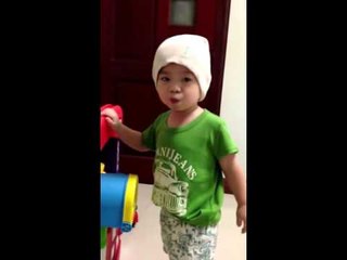 Rio nhảy không cần nhạc Rio dancing 22 tháng