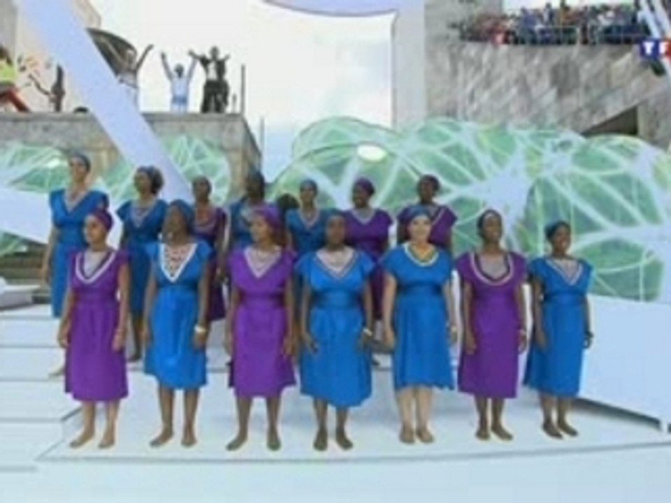 Shakira feat wyclef jean hips dont lie (live at final of wor