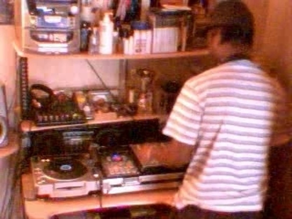 CECI EST UN ENTRAINEMENT!!! dancehall dj chakalous