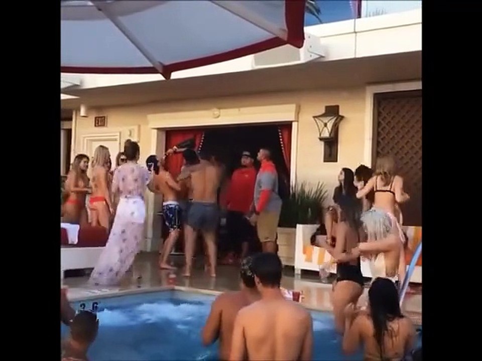 O MOTIVO PORQUE NEYMAR NÃO QUER JOGAR BOLA E NÃO TA NEM AI PRO BRASIL, OLHA A VIDA DO CARA MANO