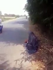 Fraud men snatches bike & phone Asli Jaleel