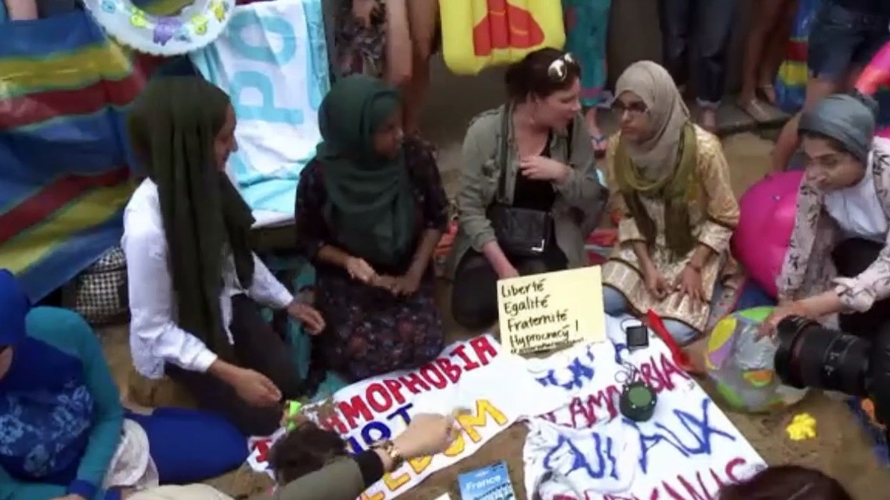 Burkini : rassemblements devant les ambassades de France à Berlin et Londres