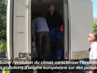 Sur le Mont-Blanc, un forage de glace pour la science du futur