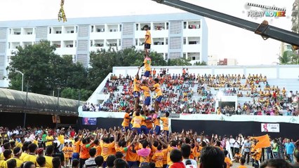 Ranbir Kapoor breaks dahi handi in Mumbai