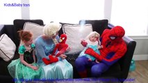 Người nhện và Nữ hoàng băng giá Elsa - Cuộc sống hàng ngày cùng joker, huk bọn trẻ chơi đùa