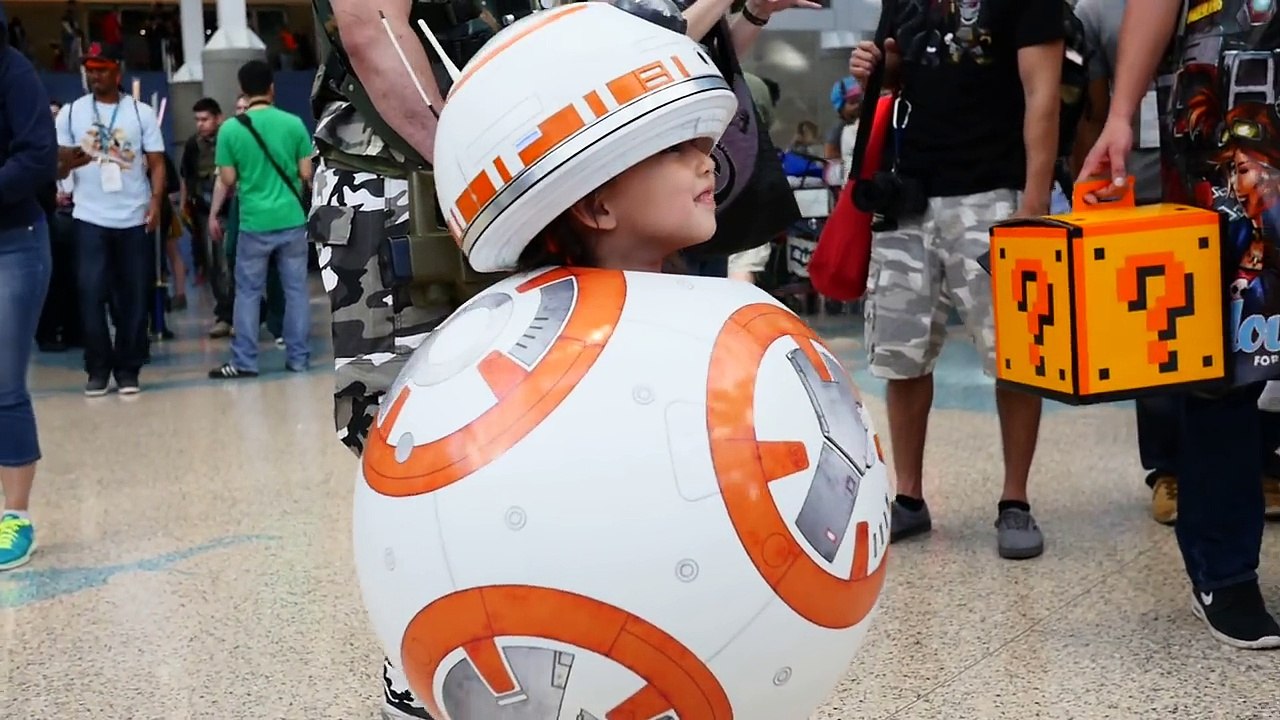 BB-8 cosplay d'enfant