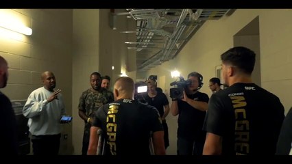 Conor McGregor Meets Kanye West After UFC 202