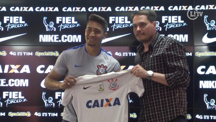 Jean é apresentado e busca inspiração em ídolo recente do Corinthians