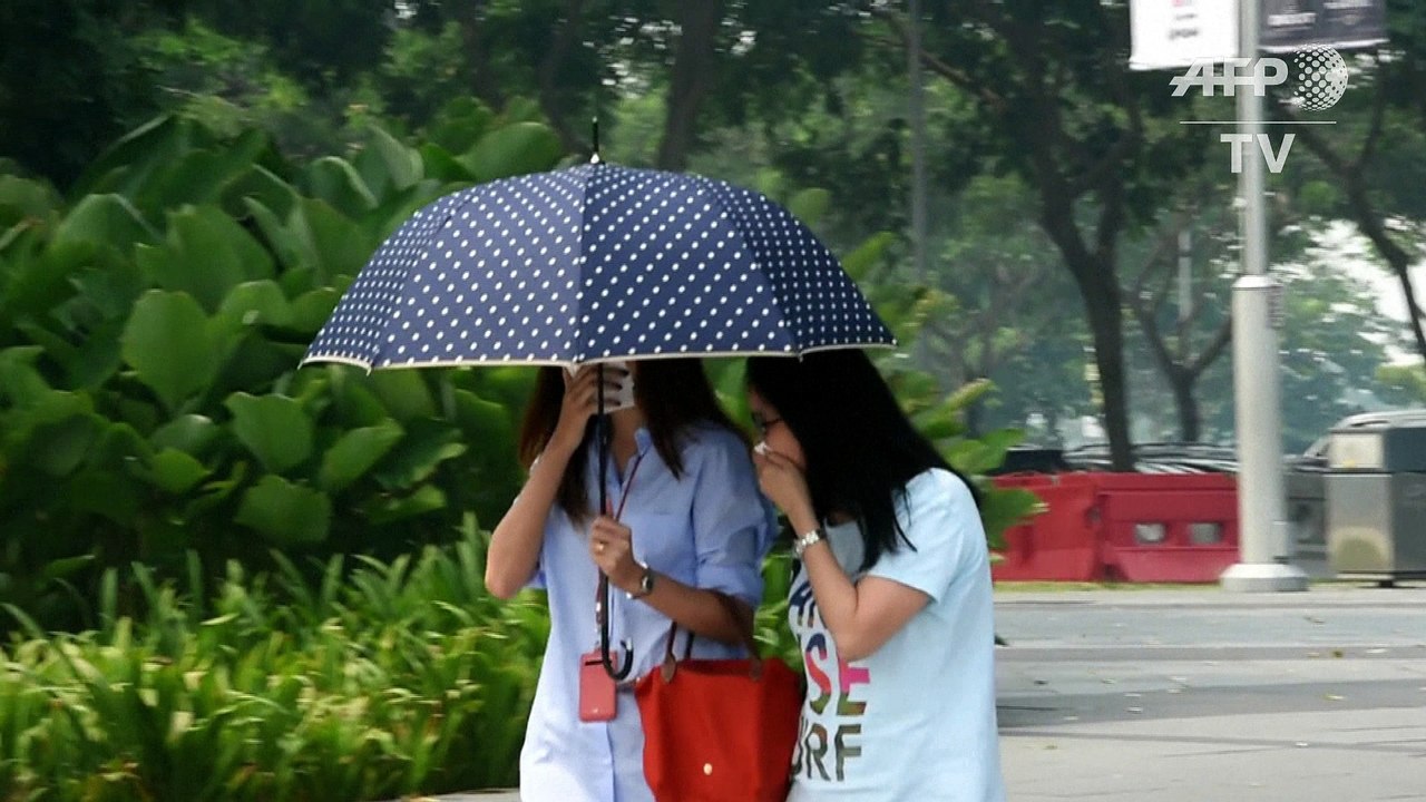Un nuage de fumée recouvre Singapour