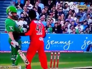 Little Fight during  cricket match