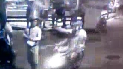 BBC フィリピン - 7月以来1900人の麻薬密売人を殺害。 2016/8/26