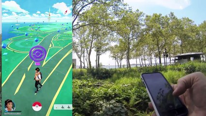 JOINING TEAM MYSTIC!! | Pokemon GO in NYC