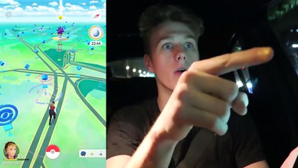 300 POKEMON GO PLAYERS AT ONE POKESTOP!?