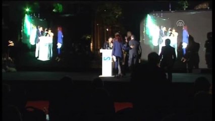 İzmir Enternasyonal Fuarı - Bakan Özlü