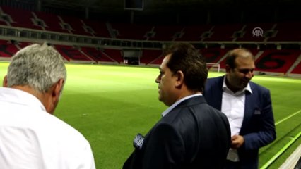 Eskişehirsporlu Futbolcular Yeni Stadı Gezdi
