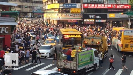 'Pokémon Go' players cause a stampede in Taiwan to catch a Snorlax