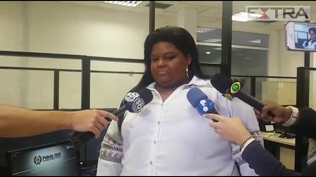 Mc Carol denuncia ofensas racistas - Vídeos de Notícias do E