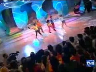 3+2 en Musica Uno. Girando Sin Parar