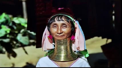 Women You Won’t Believe Exist_strange and bizarre women in the world