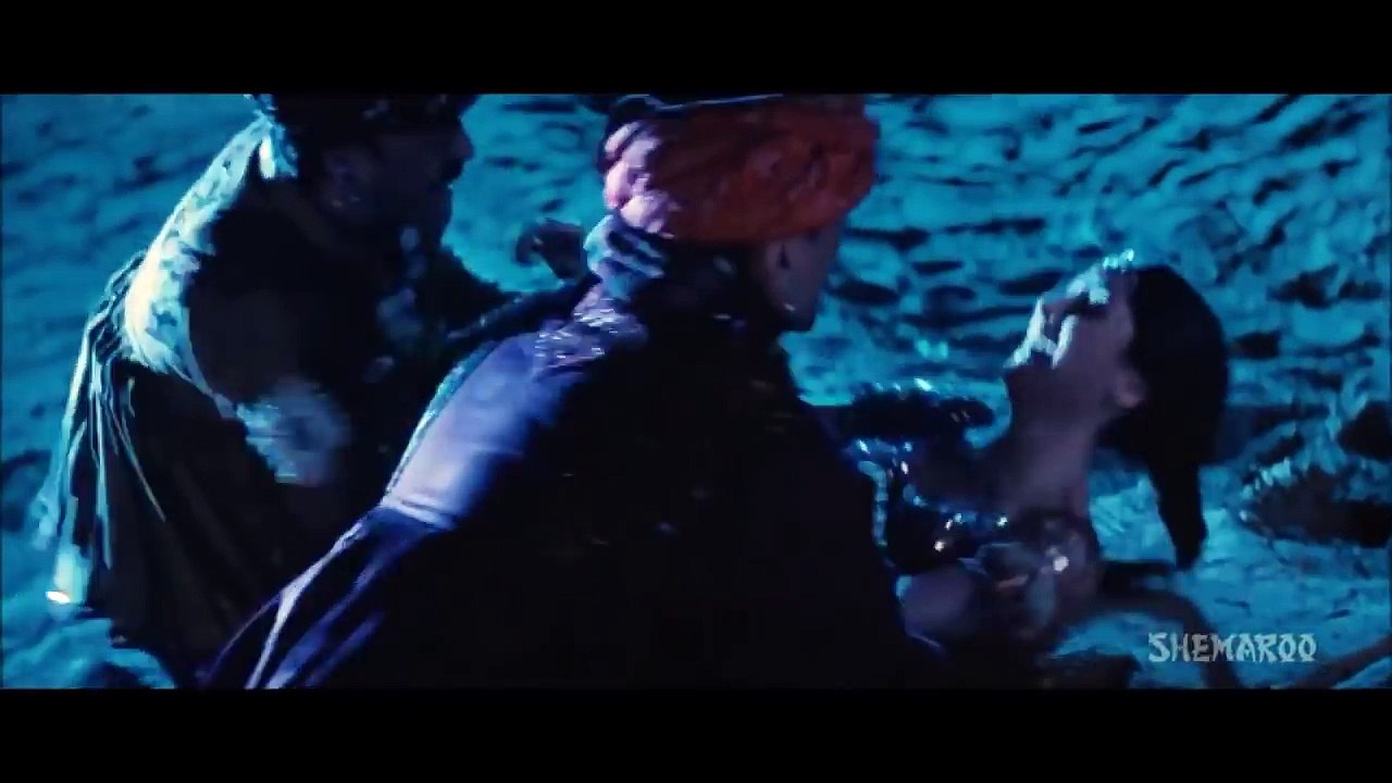 katrina kapor  hot scene in Bollywood Film Delete Scene.