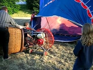 Gonflage de la montgolfière