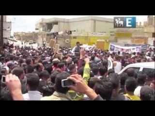 UN observers are received as heroes in Syria