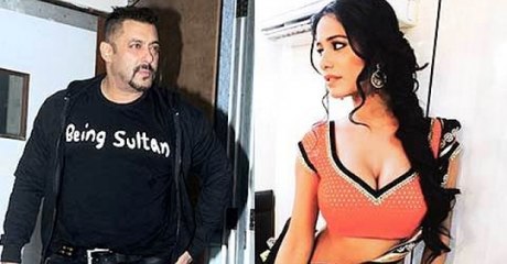 Poonam Pandey In Love With Salman Khan Sultan