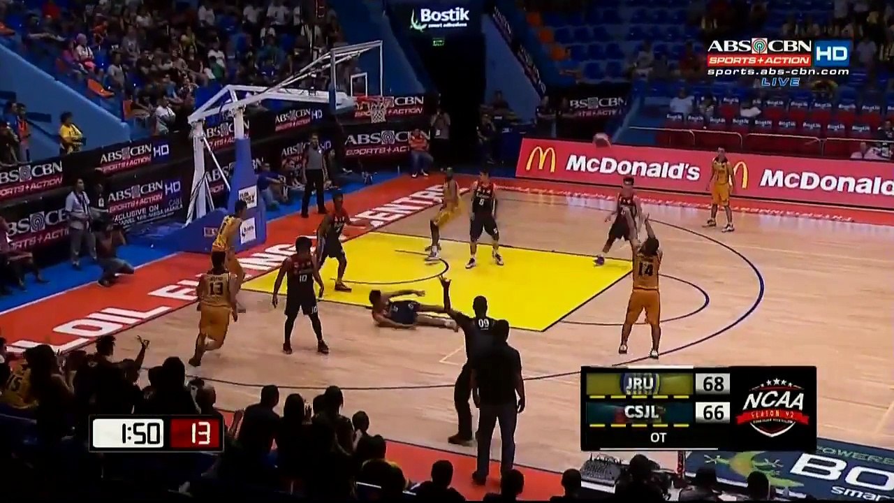 Tey Teodoro breaks Rey Nambatac's ankle.
