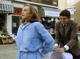 mr bean the bus stop